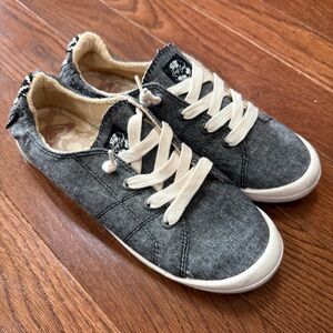 Roxy slip on memory foam sneakers